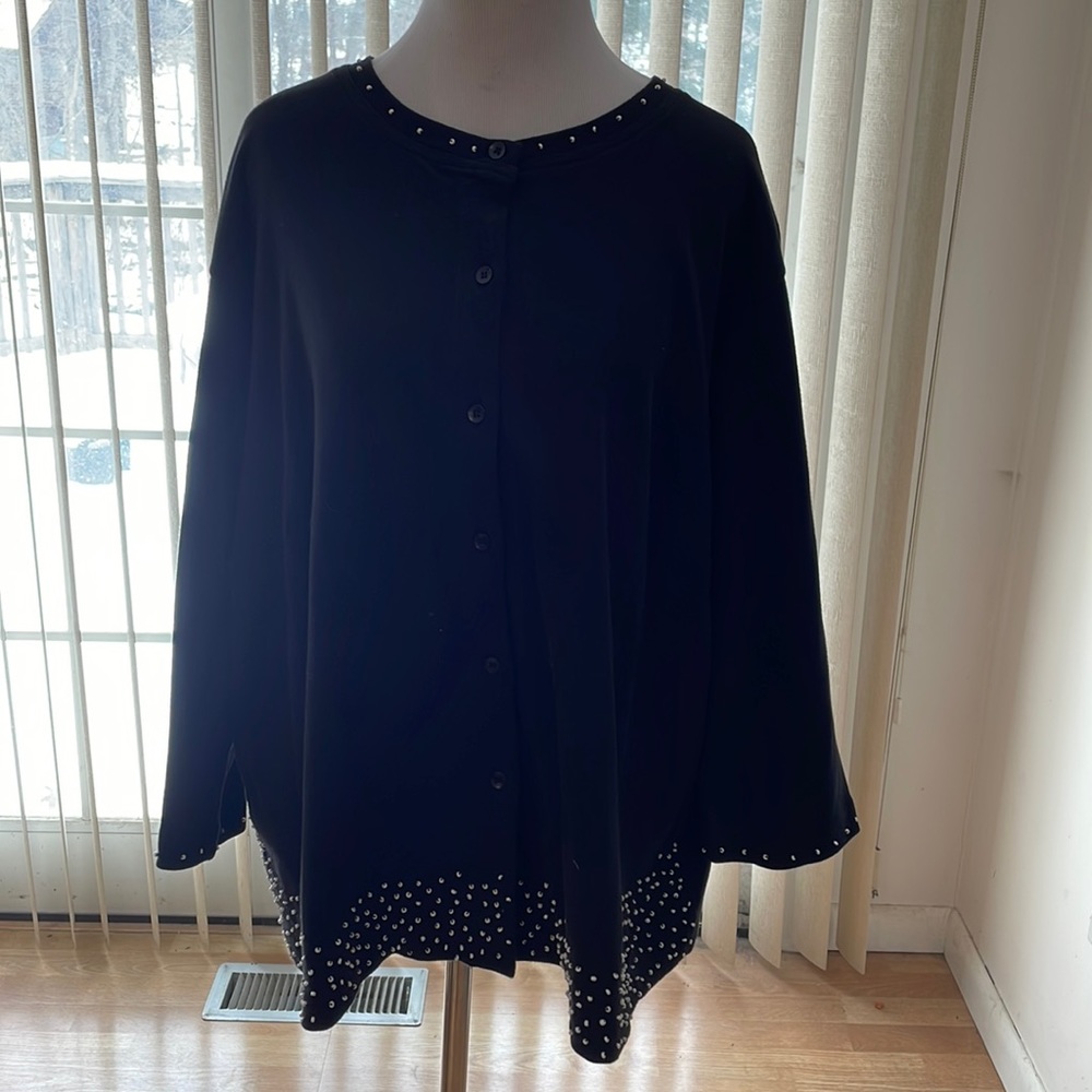 Coldwater Creek gorgeous front button cardigan. New without tags.